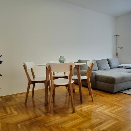 Uptown Place Apartment Zára Kültér fotó