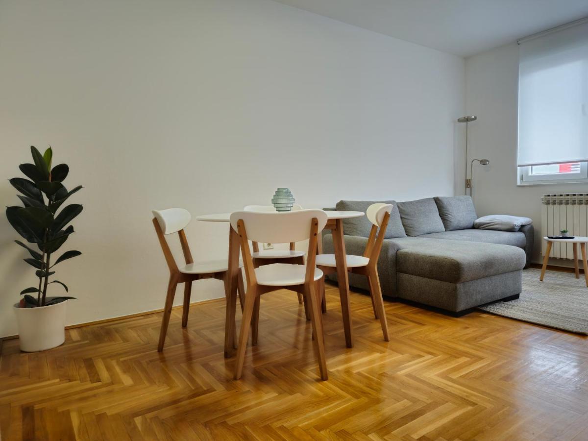 Uptown Place Apartment Zára Kültér fotó
