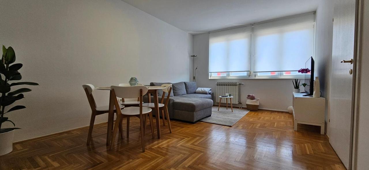Uptown Place Apartment Zára Kültér fotó